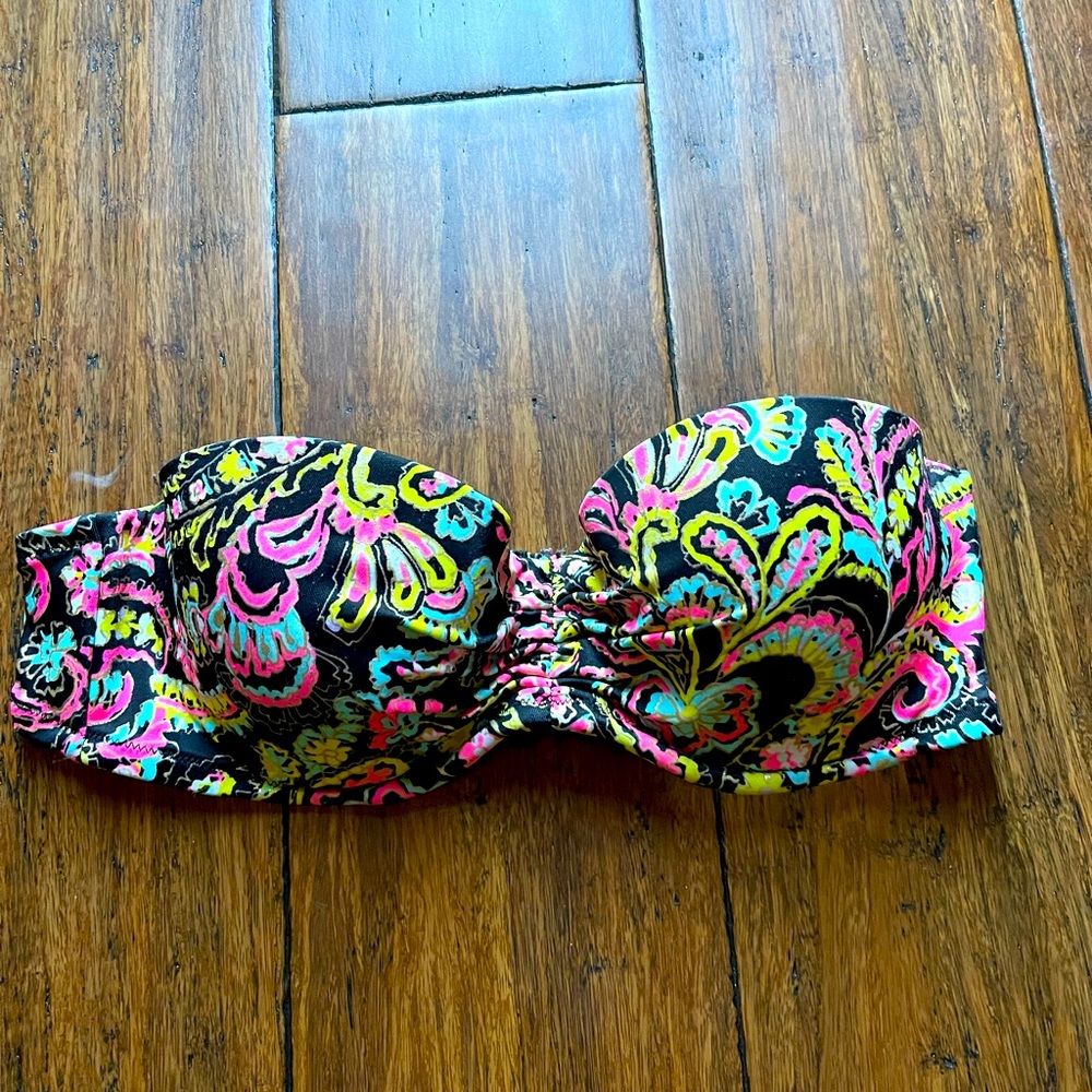 Cute Victoria’s Secret swim too size 34b - Picture 1 of 3